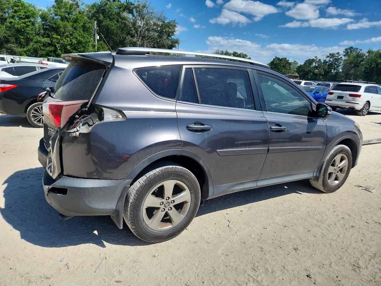 JTMWFREV2FJ044604 — photo 3